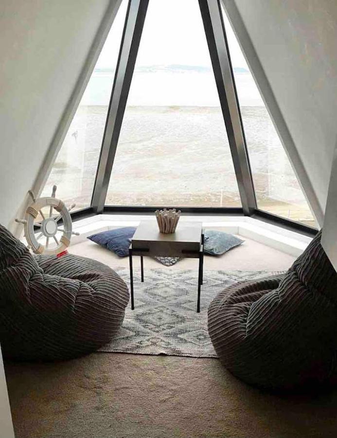 Lovely 2 Bedroom Modern Loft Apartment Sea View Моркем Екстер'єр фото